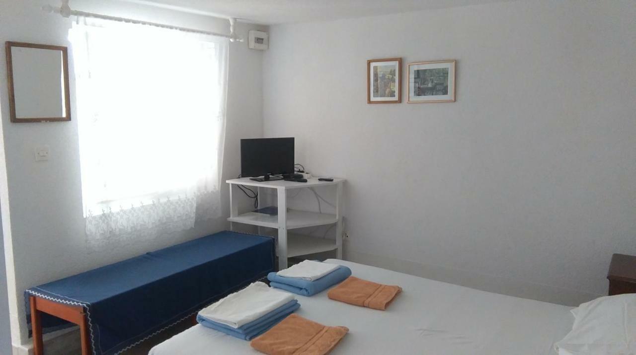 Apartments Loncarevic Slano Buitenkant foto